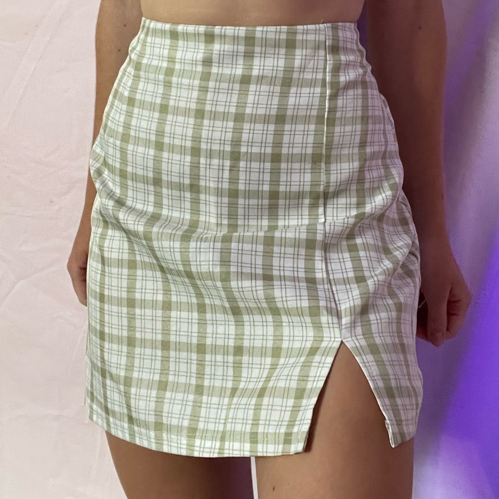 Green patterned skirt